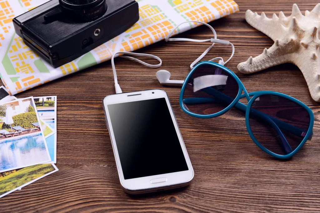 Differences Between Original and Non-Certified Apple Lightning Cables.