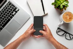 iPhone 11 Pro ekrano keitimas