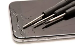 iPhone 11 screen replacement 00