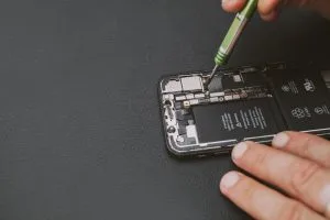 iPhone 11 screen replacement