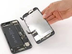 iPhone 7 Plus screen replacement