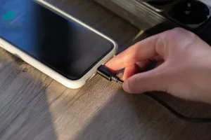 iPhone SE (3rd gen) ekrano keitimas