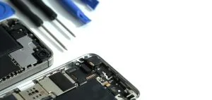 iPhone XS ekrano keitimas 00