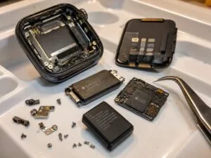 Apple Watch Series 11 46mm Remontas (Iliustracija 2)