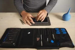 Oppo Realme 8 Pro Repair (Illustration 2)