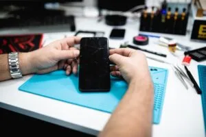 Samsung Galaxy Fold 6 Remontas (Iliustracija 2)