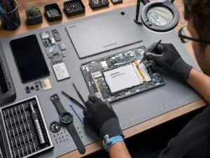 Samsung Galaxy Tab S10 Lite repair (Illustration 01)